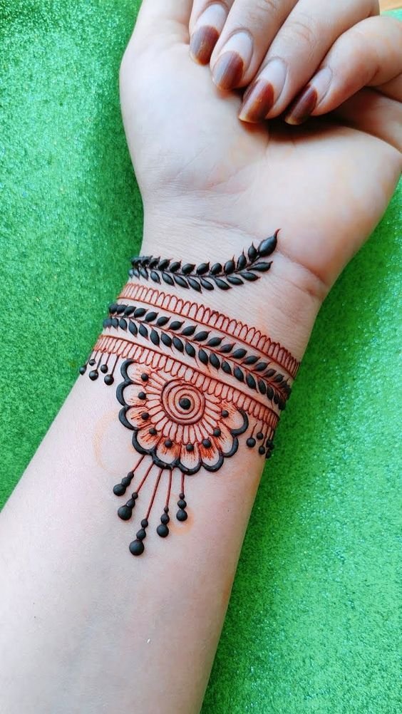 Easy Arabic Mehndi Design