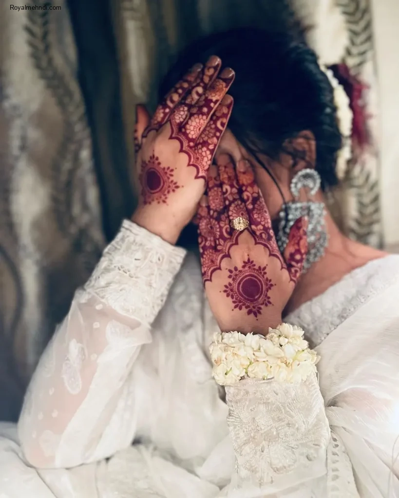 circle mehndi designs