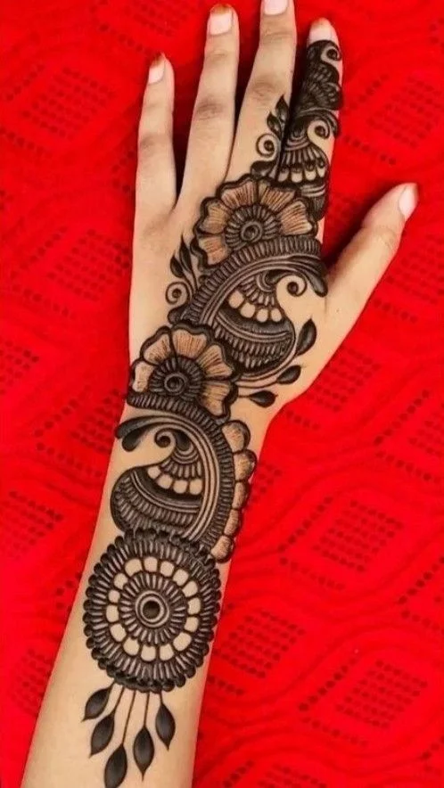 easy backhand mehndi designs
