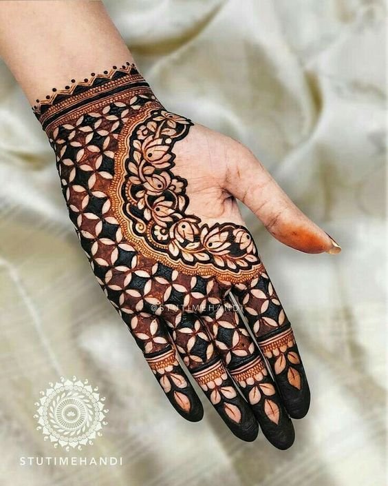 Easy Arabic Mehndi Design