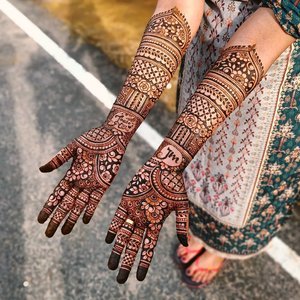 Easy Arabic Mehndi Design