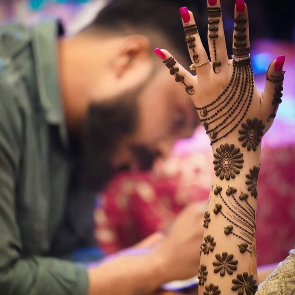 Easy Arabic Mehndi Design