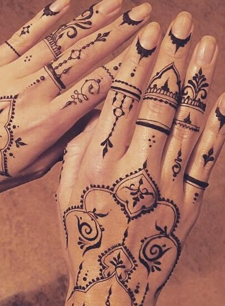 Easy Arabic Mehndi Design