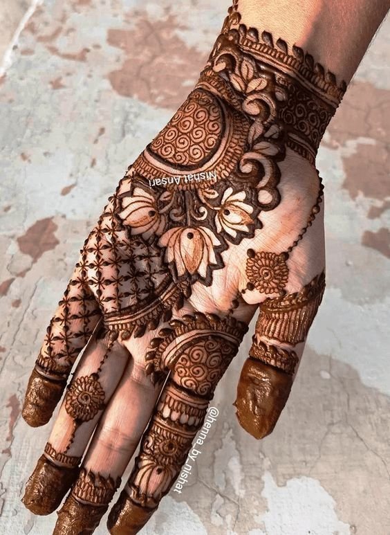 Easy Arabic Mehndi Design