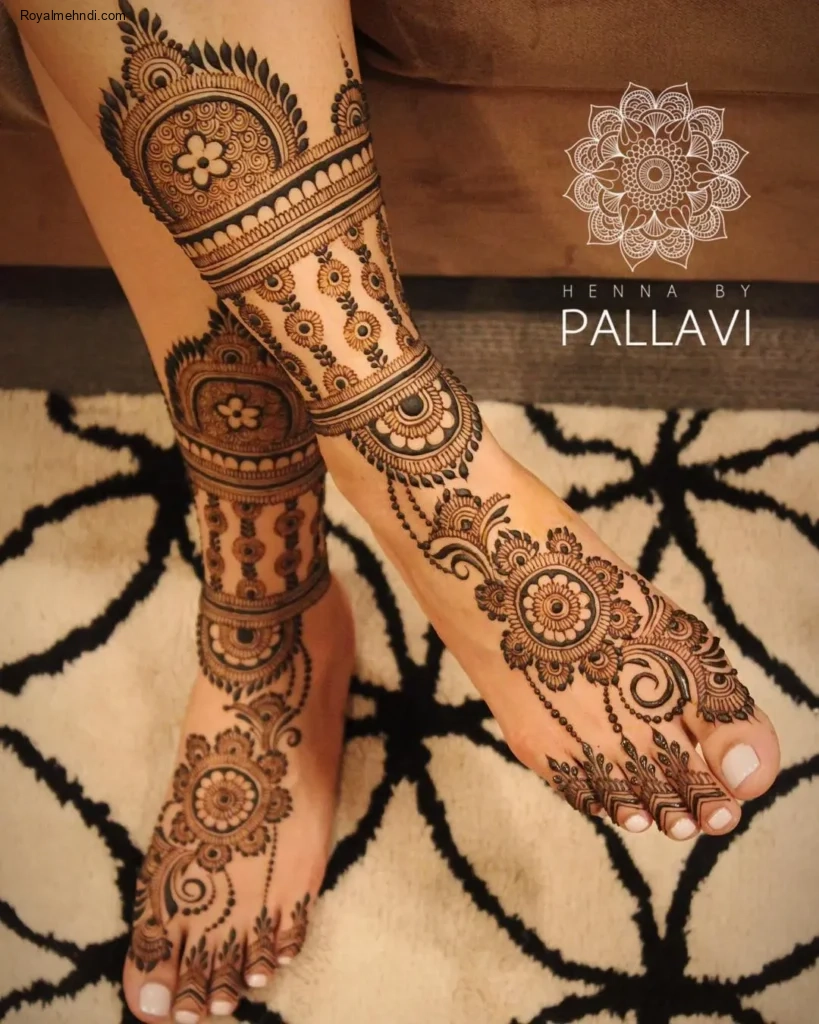 circle mehndi designs