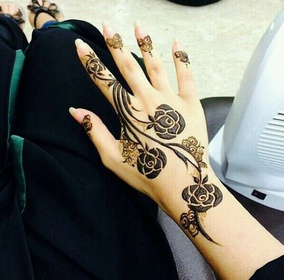 Easy Arabic Mehndi Design