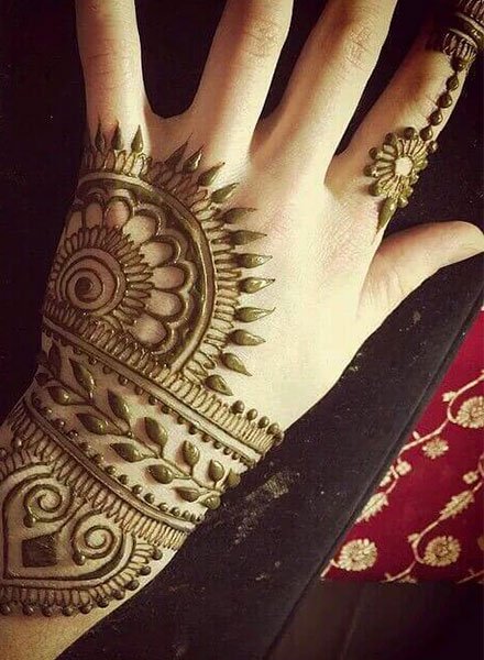 Easy Arabic Mehndi Design