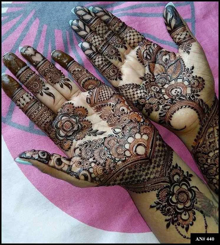 arabic back hand mehndi design