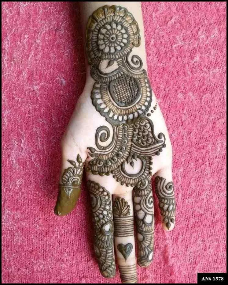 arabic back hand mehndi design