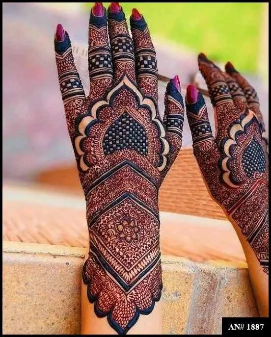 back hand mehndi design arabic