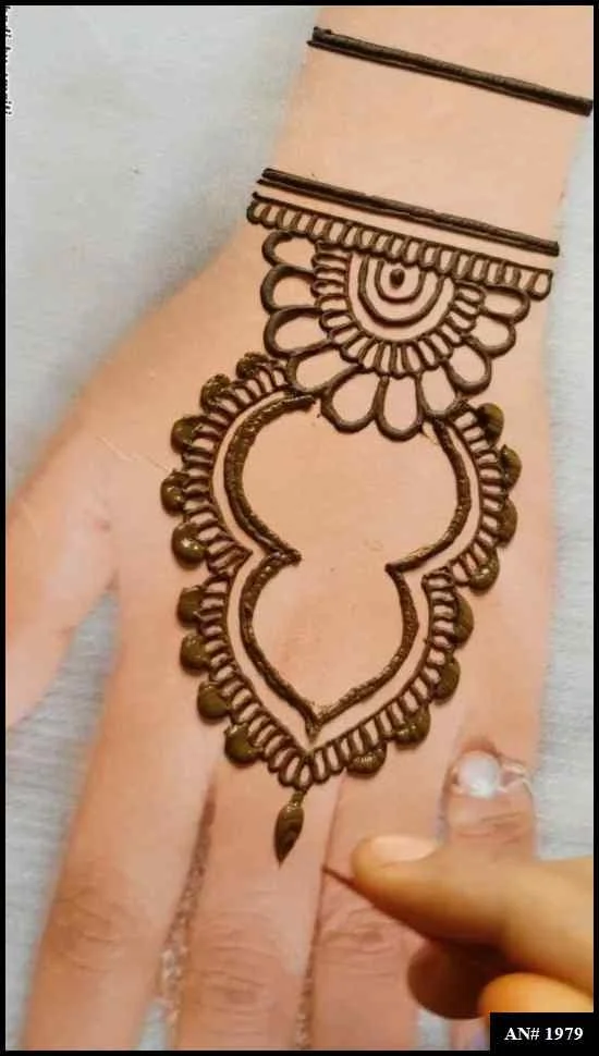arabic rose mehndi design back hand