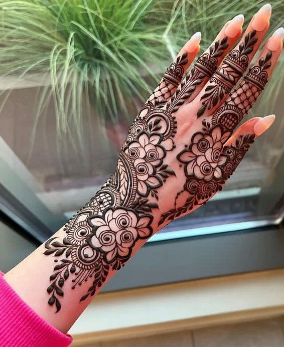 easy backhand mehndi designs