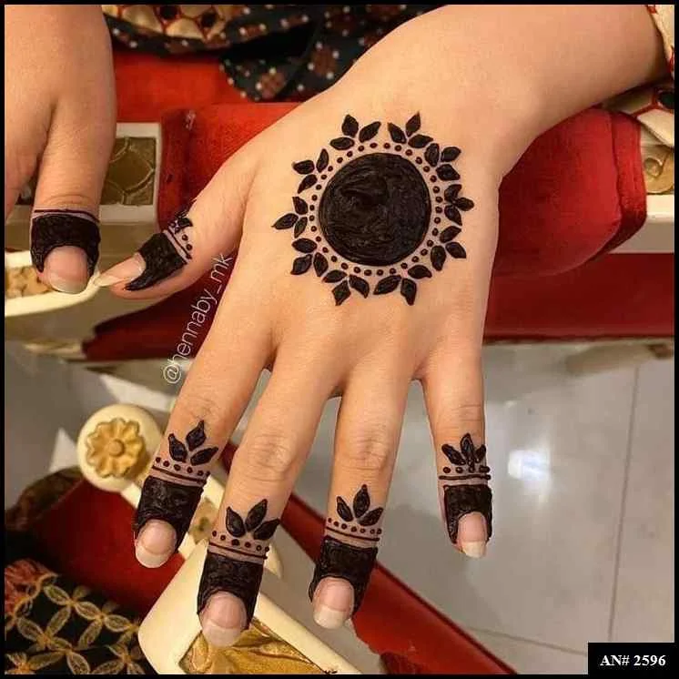 circle mehndi designs