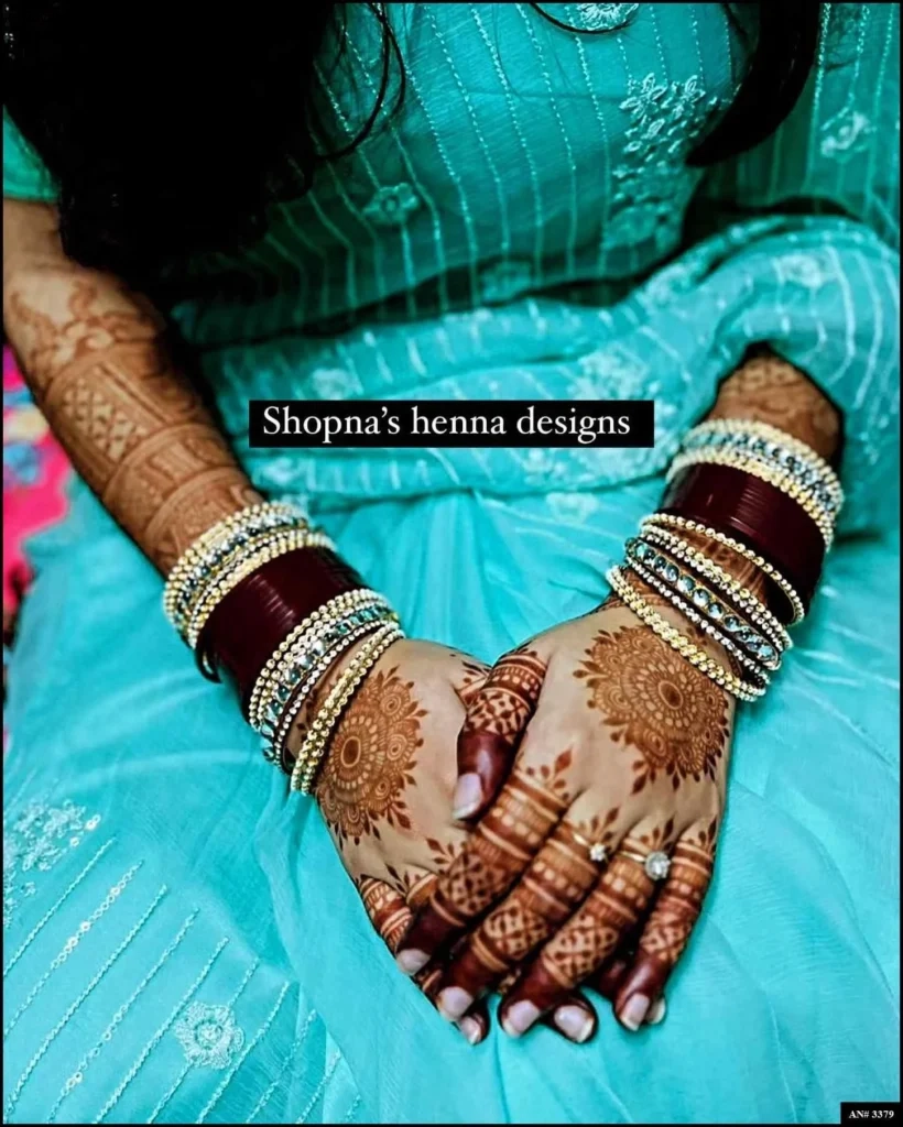 circle mehndi designs