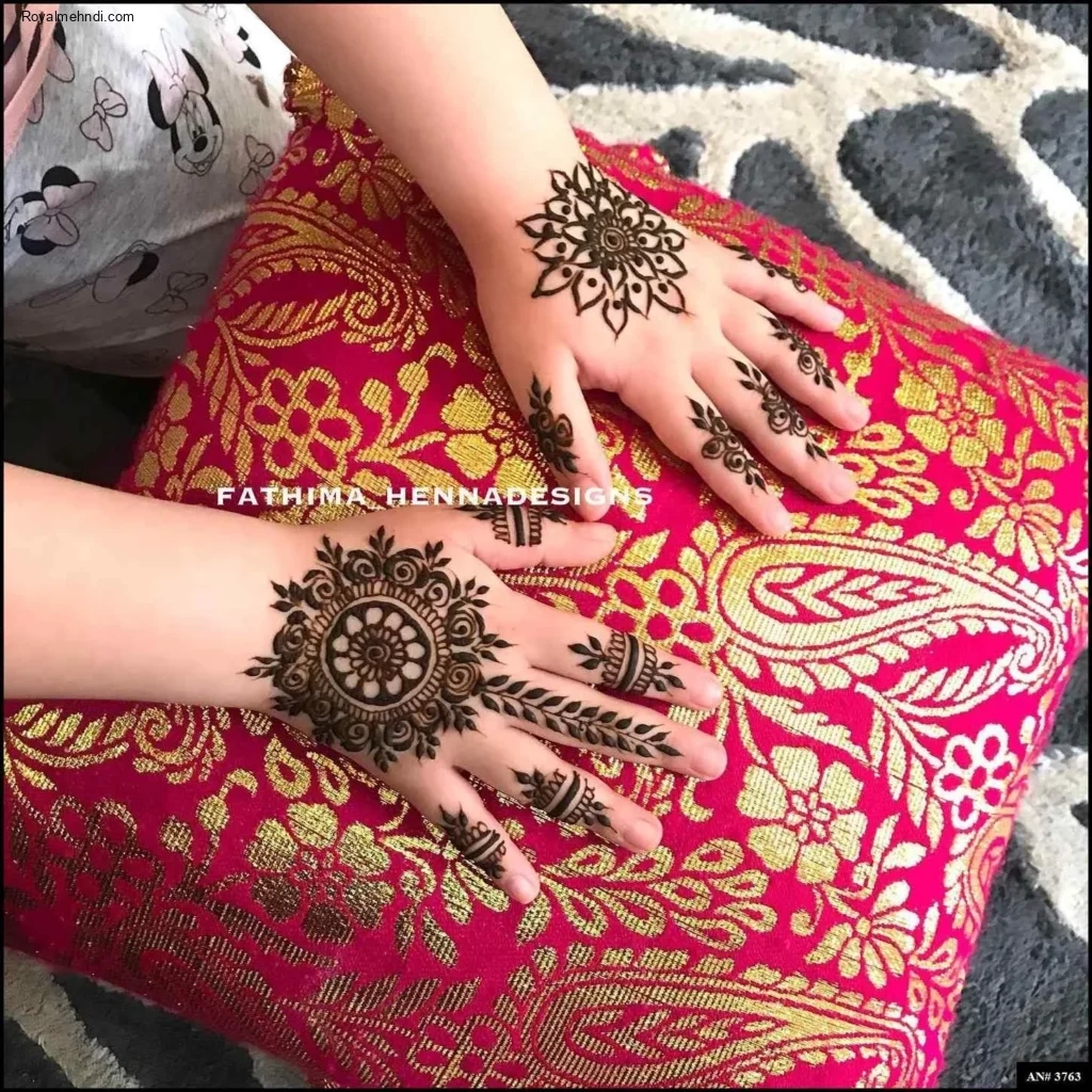 circle mehndi designs