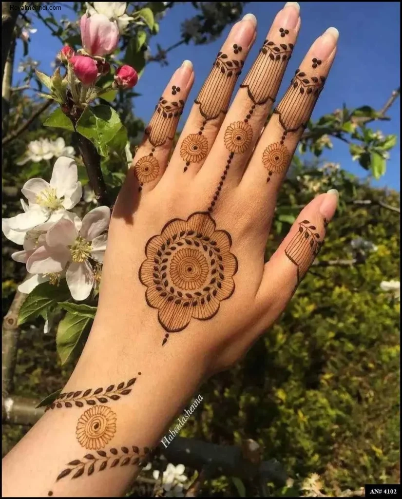circle mehndi designs