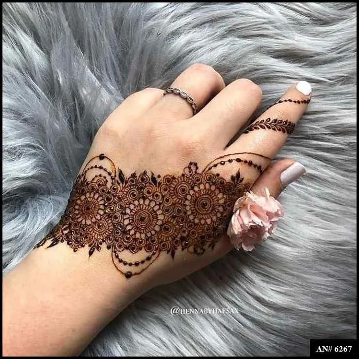 Easy Arabic Mehndi Design