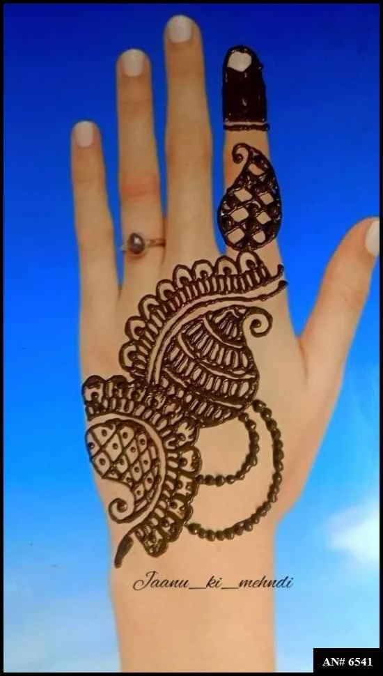 Easy Arabic Mehndi Design