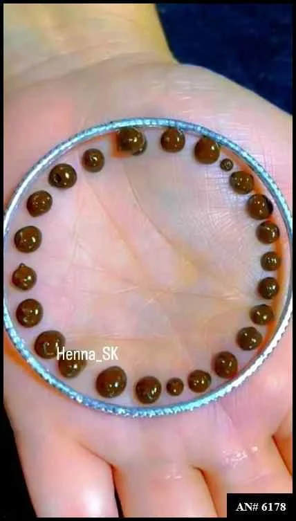 circle mehndi designs