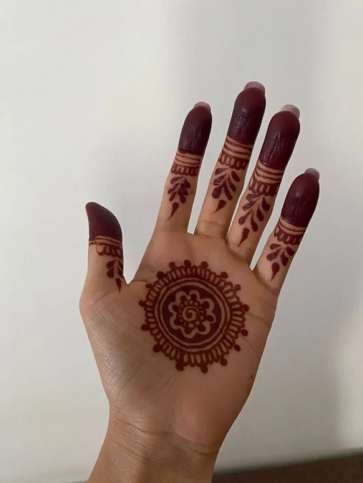 easy simple finger mehndi design