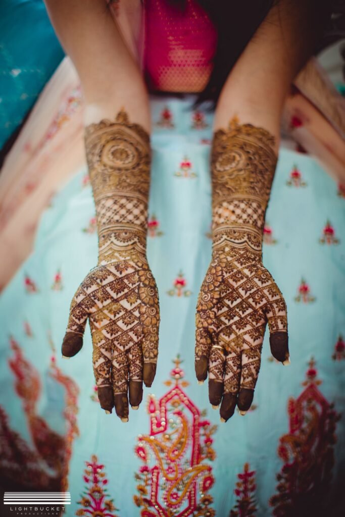 front mehndi design easy and beautiful
