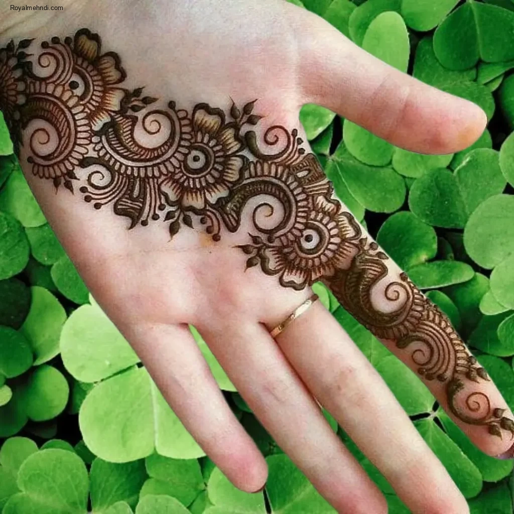 beginner cute simple mehndi designs for front hands