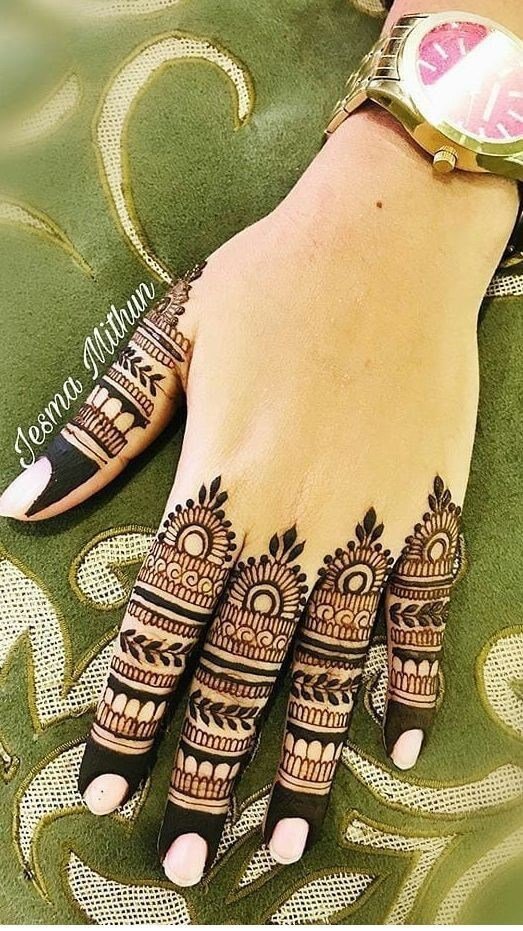 easy simple finger mehndi design