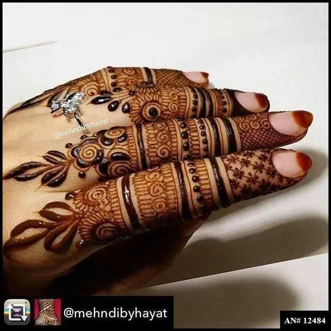 easy simple finger mehndi design