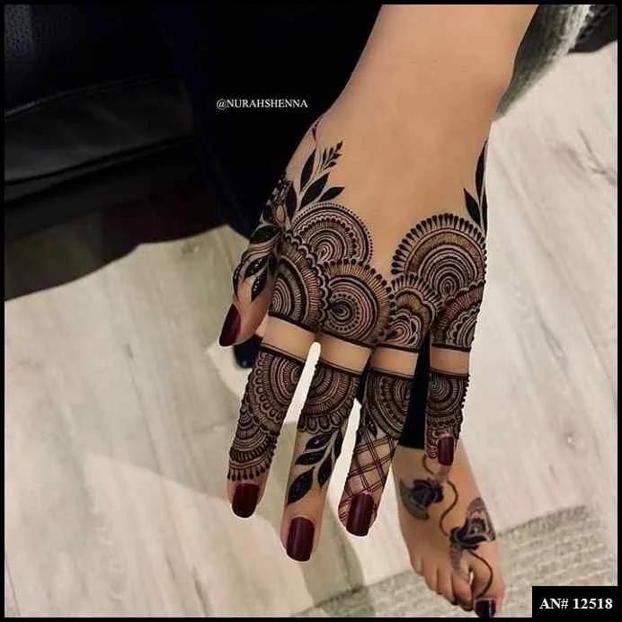 easy simple finger mehndi design