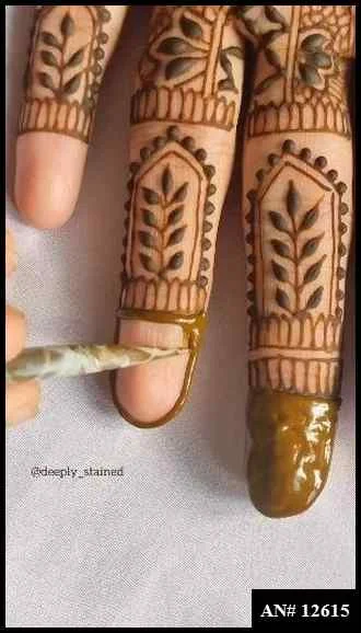 easy simple finger mehndi design