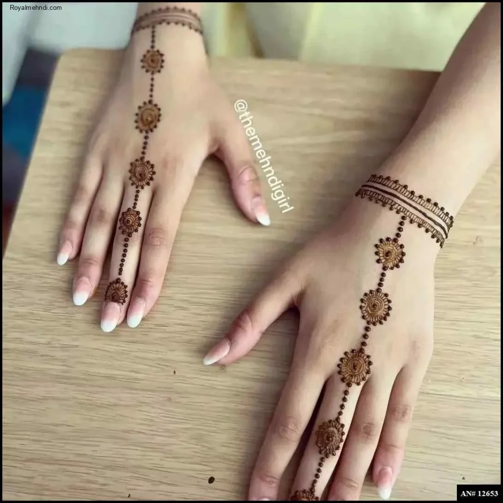 easy simple finger mehndi design