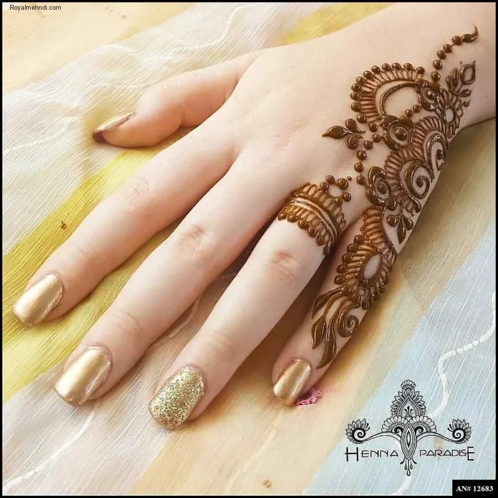 easy simple finger mehndi design