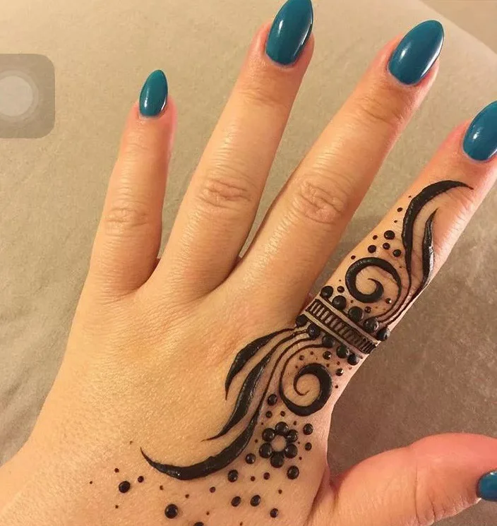 easy simple finger mehndi design