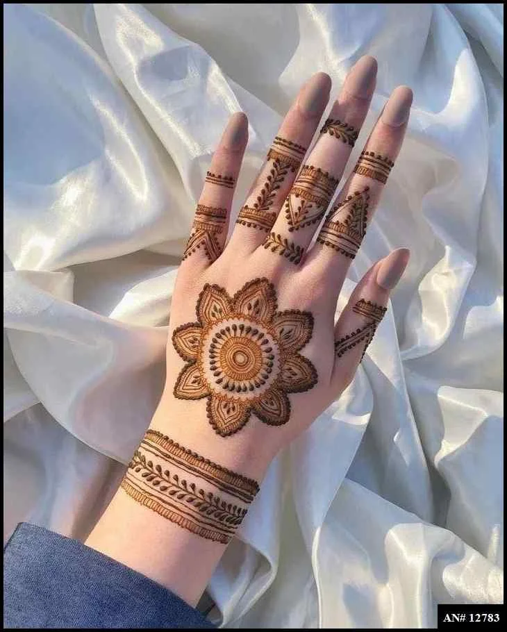 circle mehndi designs