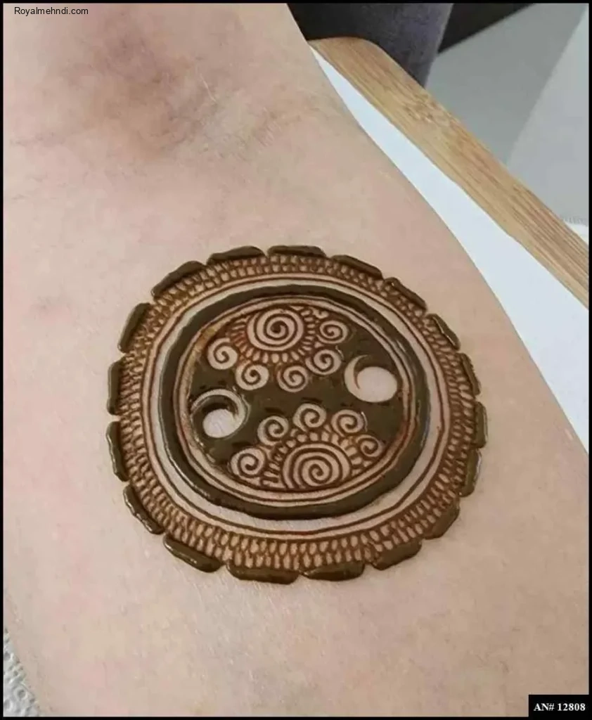circle mehndi designs
