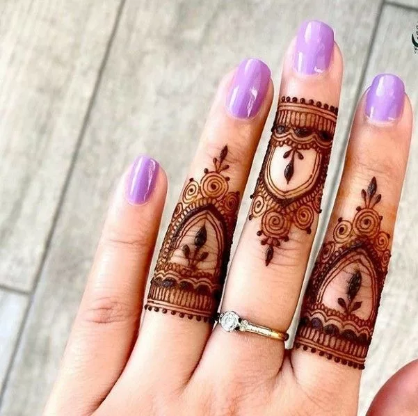 easy simple finger mehndi design