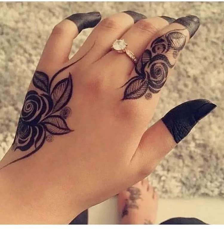 easy simple finger mehndi design