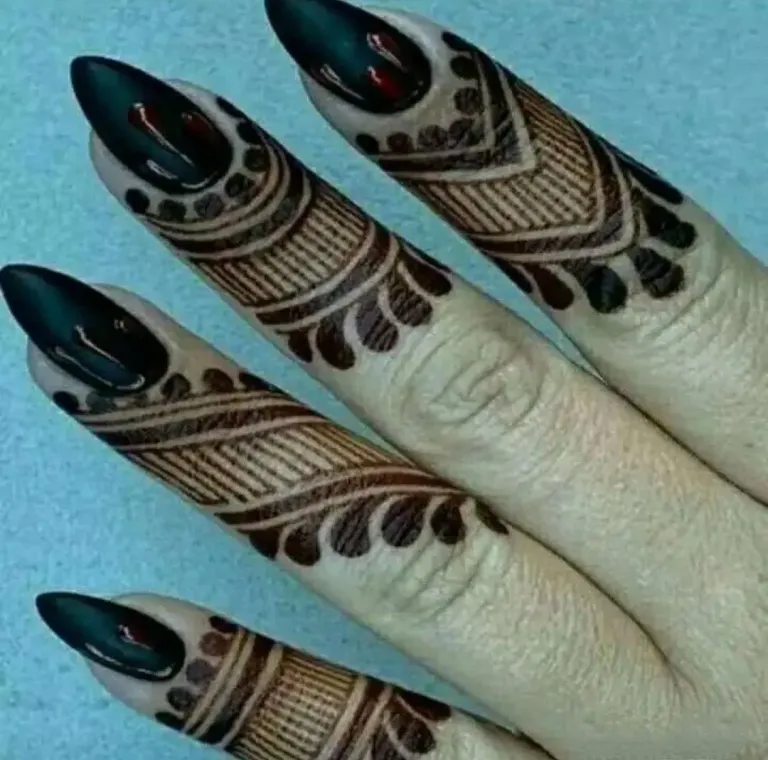 easy simple finger mehndi design