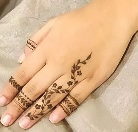easy simple finger mehndi design
