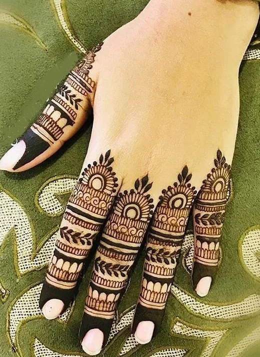 easy simple finger mehndi design
