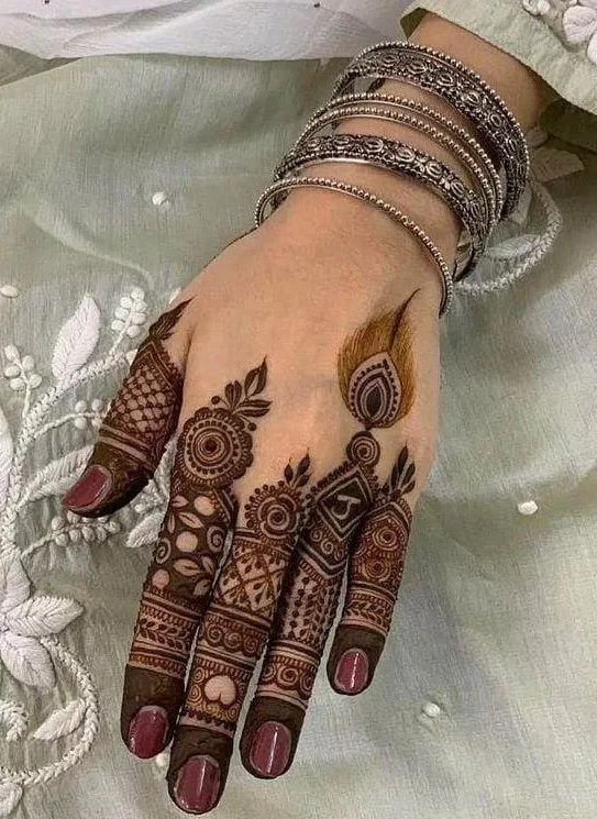 easy simple finger mehndi design