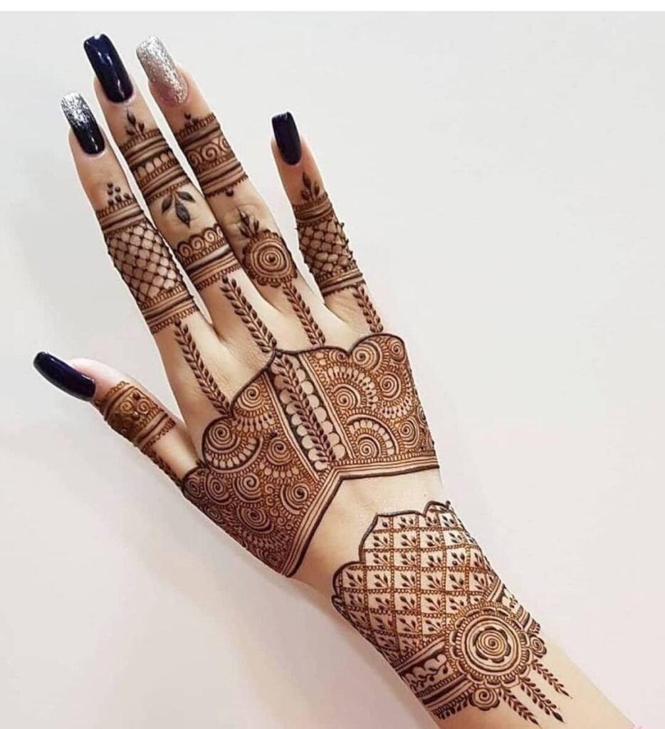 simple mehndi design photo