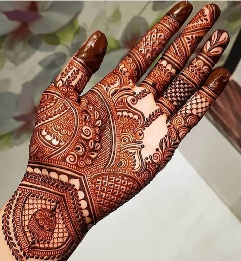simple mehndi design photo