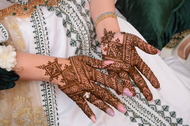 simple mehndi design photo