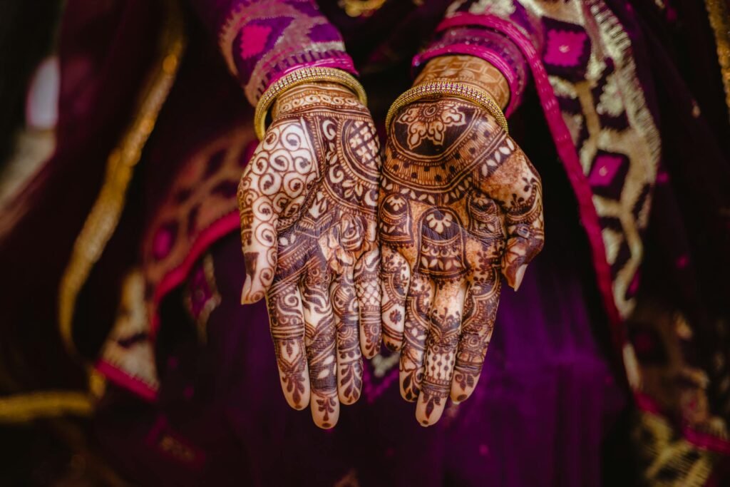 simple mehndi design photo