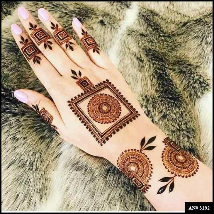 simple mehndi design photo