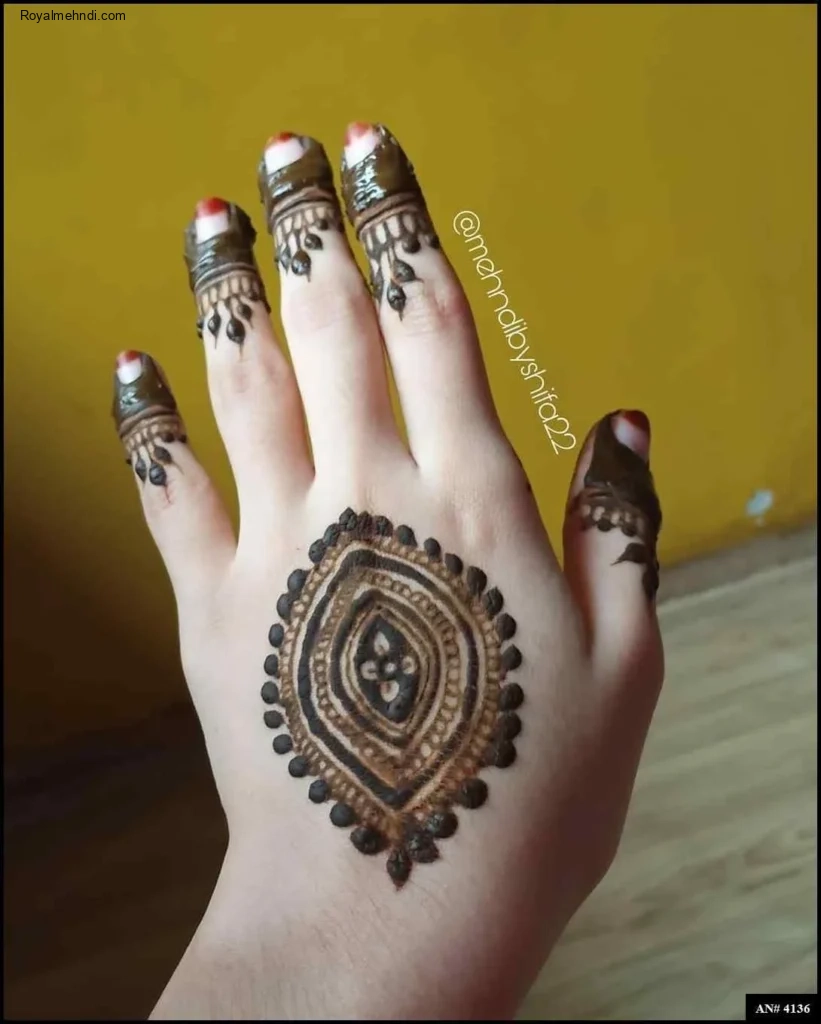 simple mehndi design photo