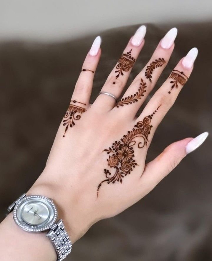 Easy Arabic Mehndi Design