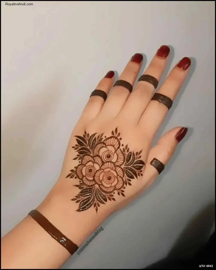 flower mehndi design