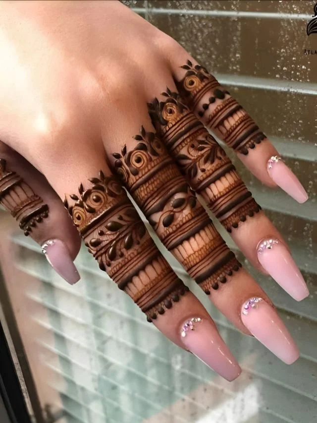 Stylish Mehndi Design